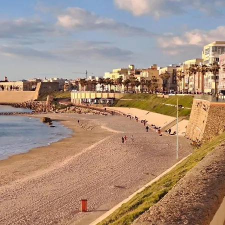 Апартаменти La Playita Santa Maria
